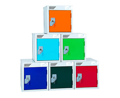 3 Cube Lockers